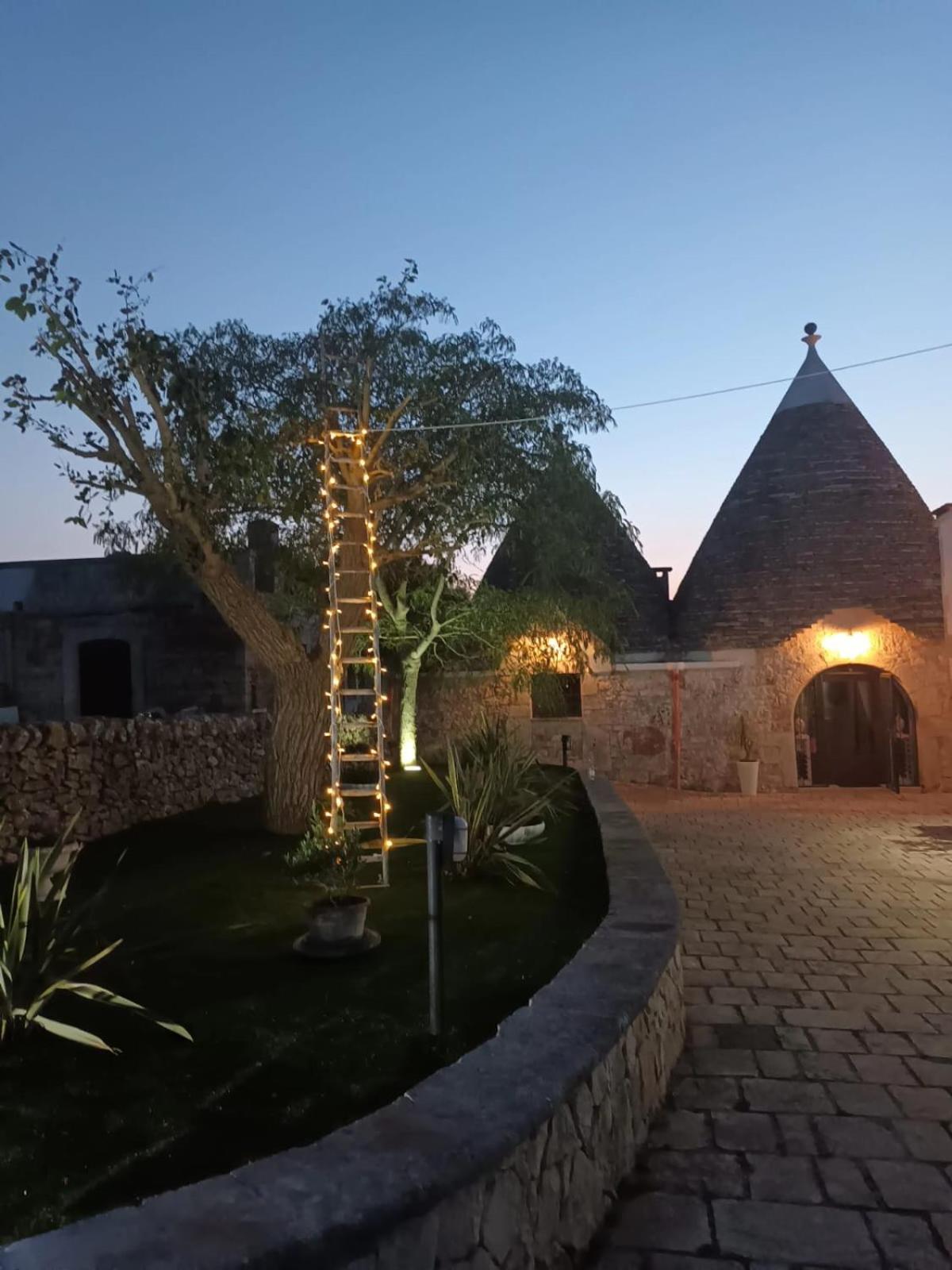 Trulli Allegretti Ночі Екстер'єр фото